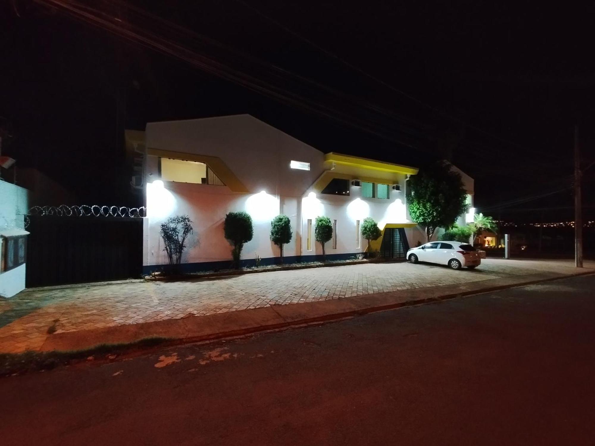 Homestay Indi Com Banheiro Privativo *